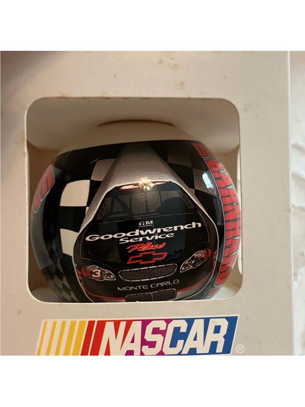 Dale Earnhardt No.3 Black Goodwrench NASCAR Die-Cast & Collector Set - Picture 15 of 16